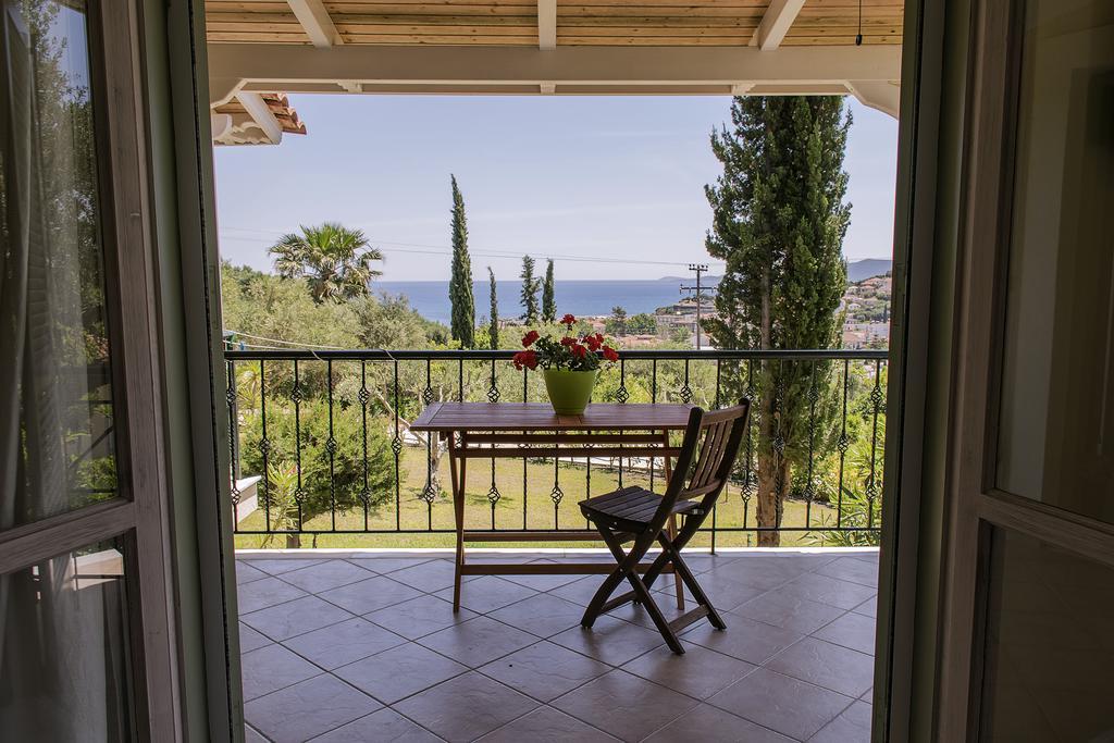 Muses Villas Finikounta Room photo