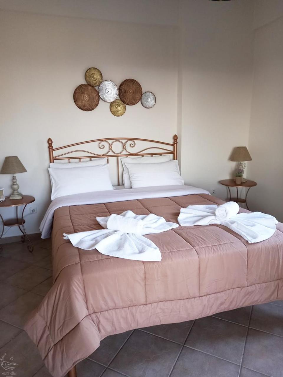 Muses Villas Finikounta Room photo
