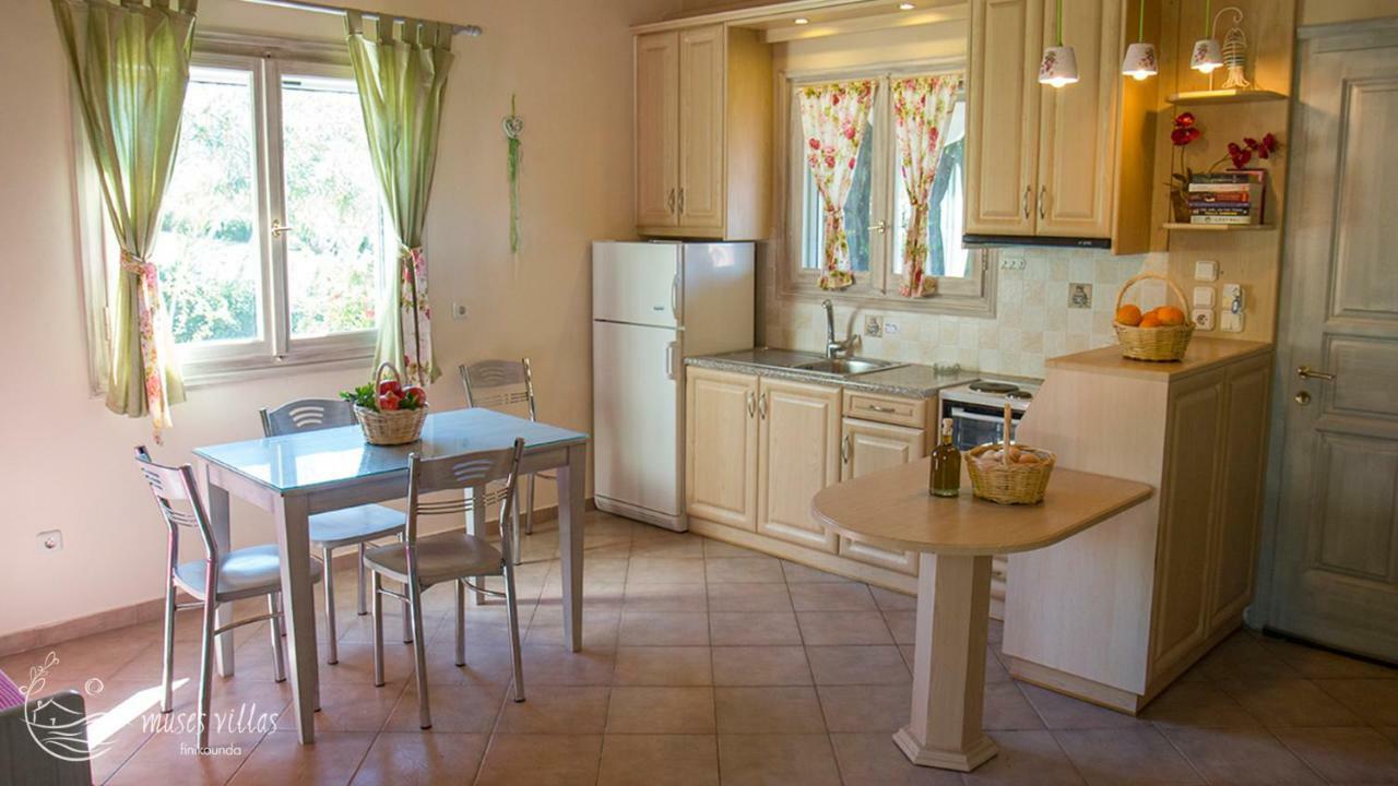Muses Villas Finikounta Exterior photo